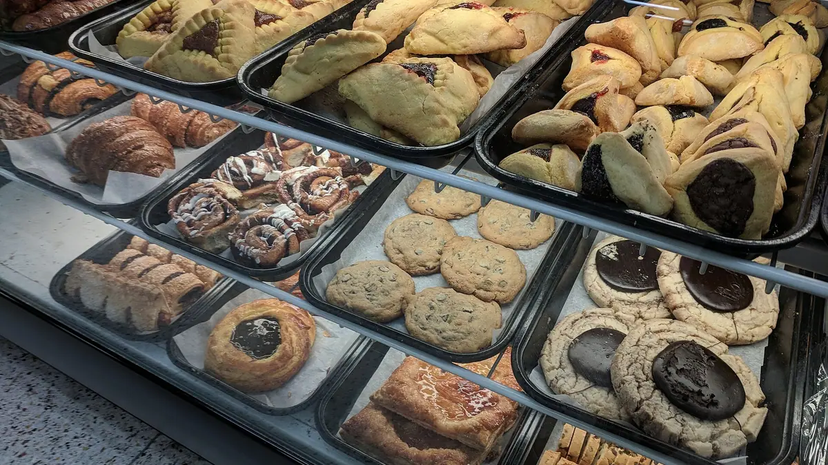Rathbones Bakery – bakery in Upholland, Skelmersdale